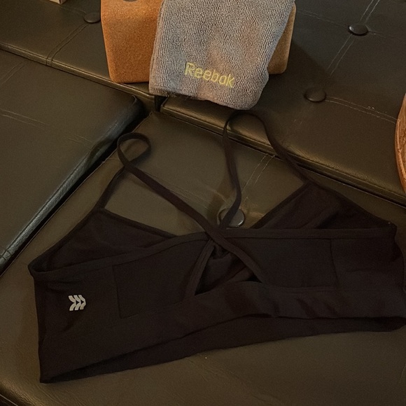 Sports bra - Picture 2 of 2